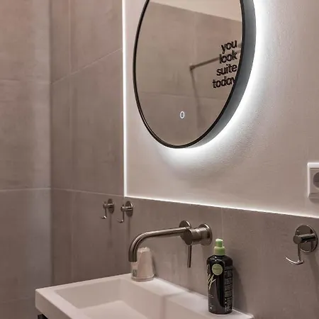 Limehome Keizerstraat Apart-hotel 3*