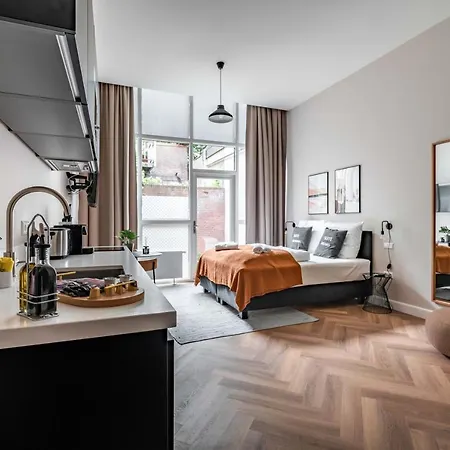 Limehome Keizerstraat Apart-hotel 3*