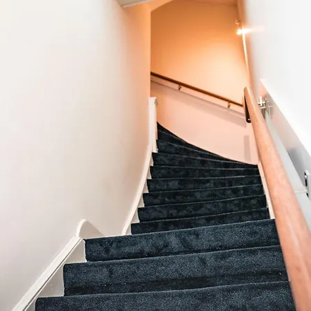 Limehome Keizerstraat Apart-hotel Haia